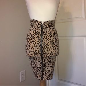 H&M Skirts - H&M Cheetah Skirt H&M Skirts - H&M Cheetah Skirt